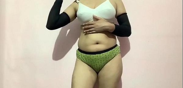  Hot indian college girl playing with herself